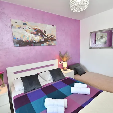 S Terasom Apartment